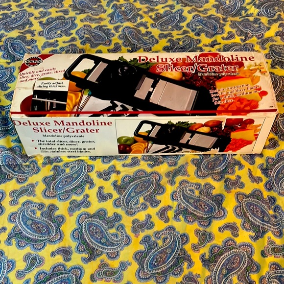 NORPRO DELUXE MANDOLINE SLICER/GRATER - Picture 1 of 5
